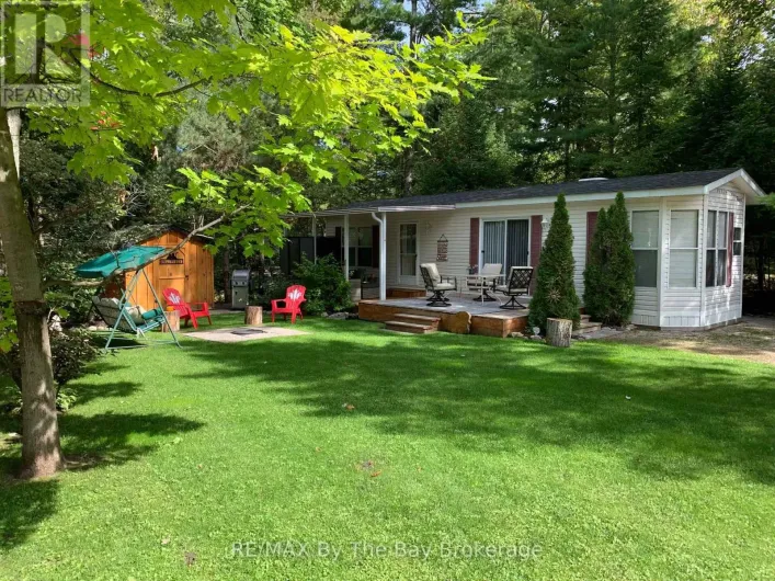 G4 - 85 THEME PARK DRIVE, Wasaga Beach