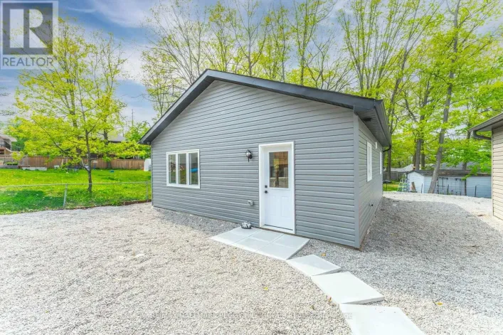 GARDEN SUITE - 176 CUNDLES ROAD W, Barrie