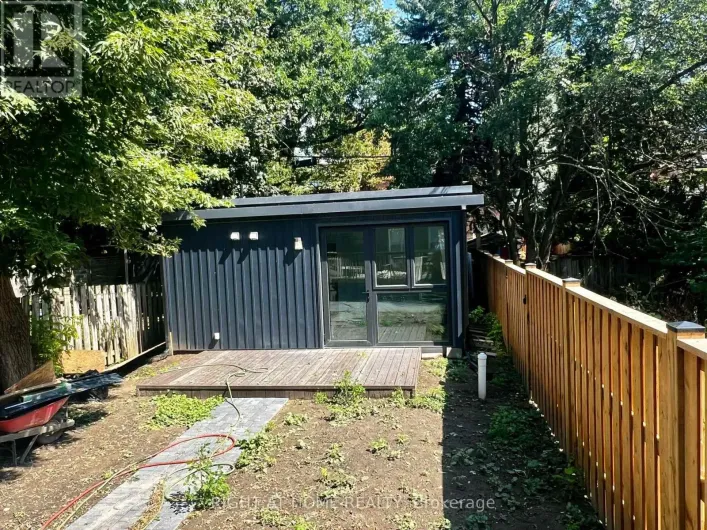 House for rent: GARDEN SUITE - 875 BATHURST STREET, Toronto