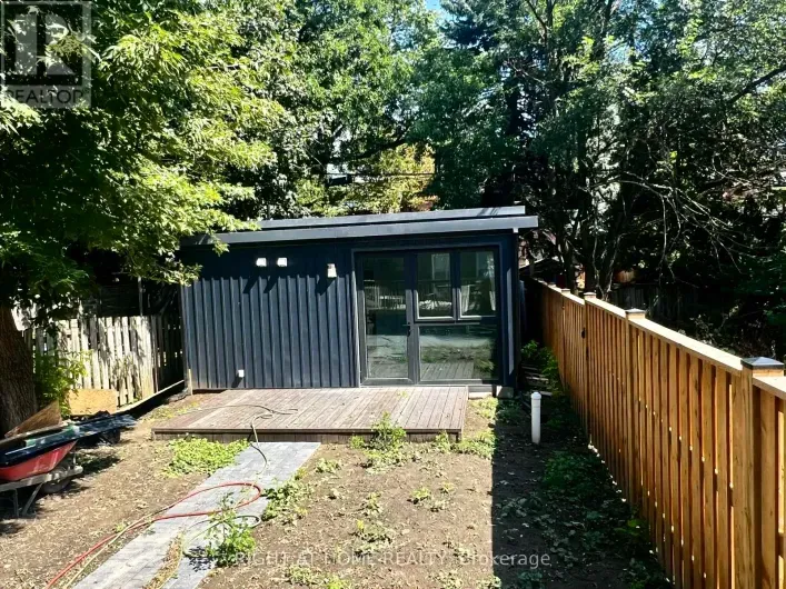 GARDEN SUITE - 875 BATHURST STREET, Toronto