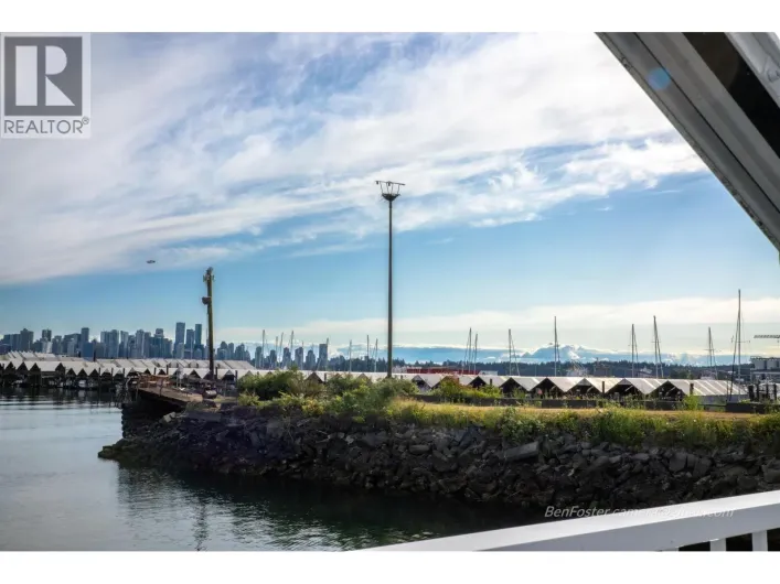 GNB21-415 W ESPLANADE AVENUE, North Vancouver