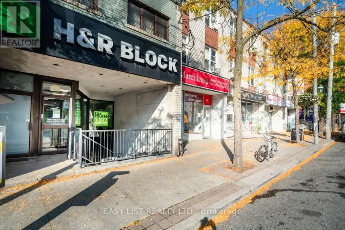 GROUND - 428 PARLIAMENT STREET, Toronto