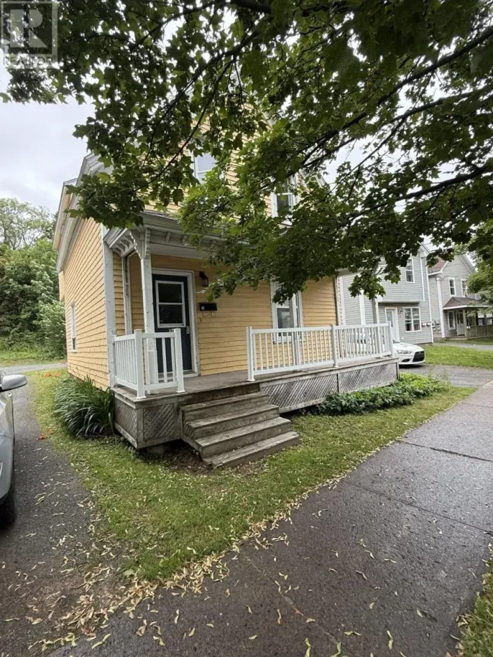 HAWTHORNE STREET, ANTIGONISH, N.S., Antigonish