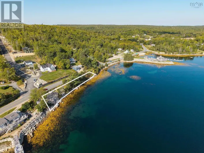 Highway 329, Fox Point