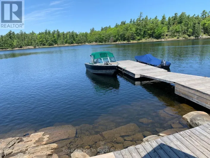 ISLAND B462-1 ISLAND 462-1, The Archipelago