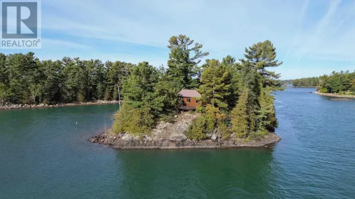 Island CK27 Off Pine Island RD, Desbarats
