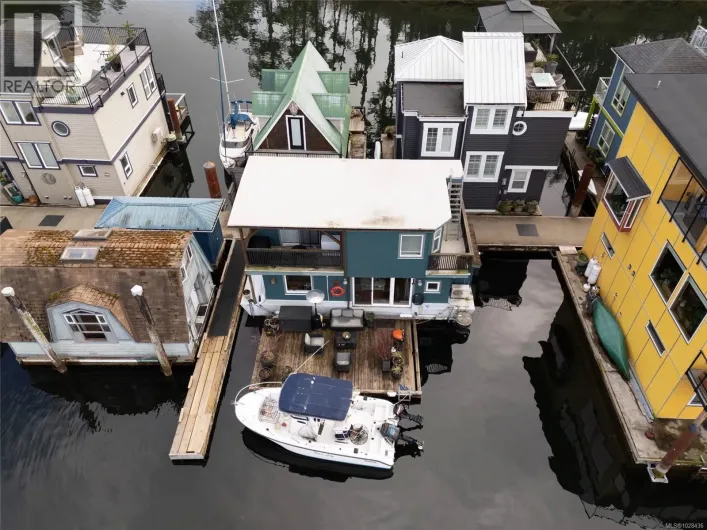 J11 6145 Genoa Bay Rd, Duncan