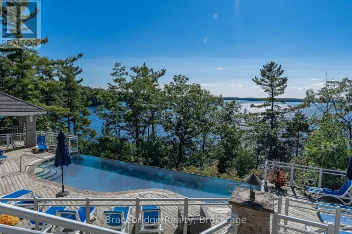 L207- B2 - 1869 MUSKOKA RD 118 HIGHWAY W, Muskoka Lakes)