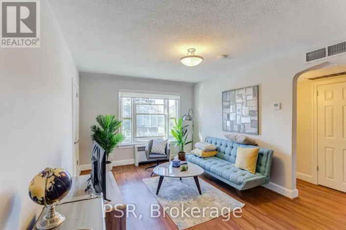 L21 - 1325 BAYVIEW AVENUE, Toronto