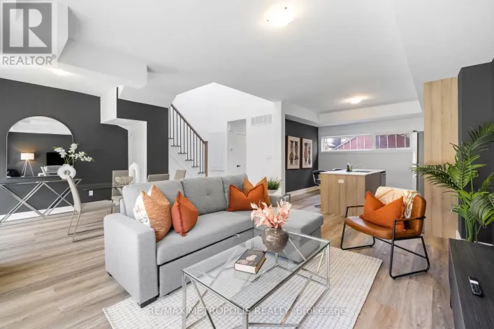 LANEWAY - 449 LANSDOWNE AVENUE, Toronto