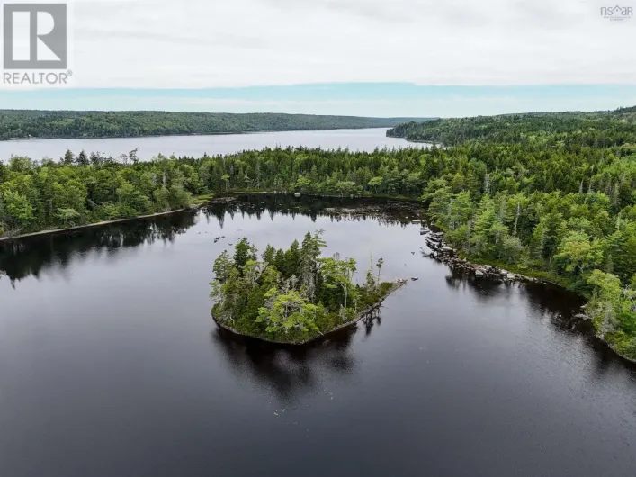 Level Spot Lake, Lake Charlotte