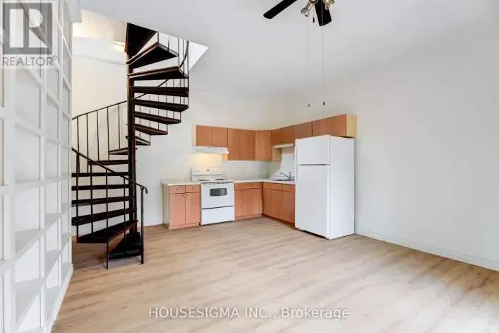 LOFT - 22 DRURY LANE, Barrie