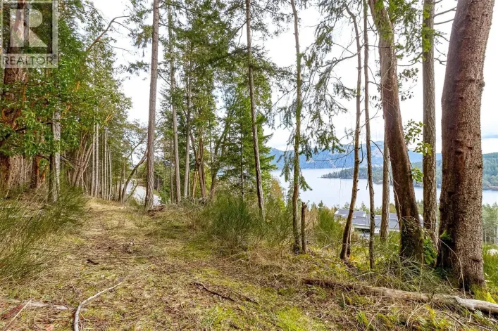 Lot 2 Marine Cres, Duncan