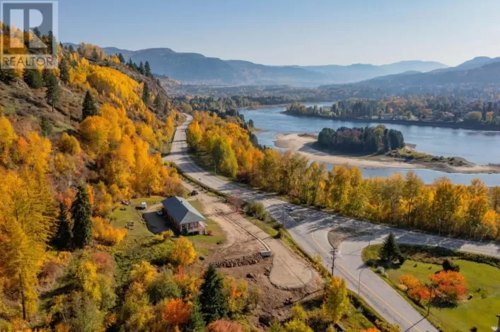 Lot B ROBSON ACCESS Road, Castlegar