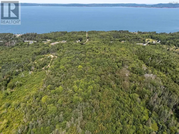 Lot Highway 101, Plympton