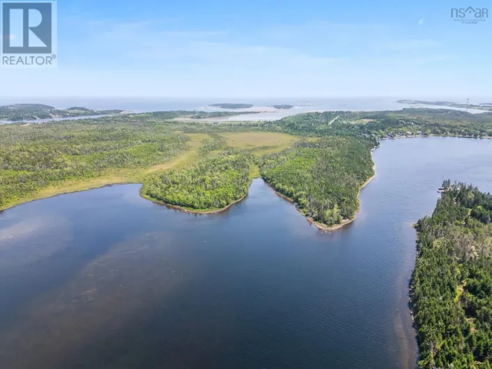 Lot Highway 207, Seaforth