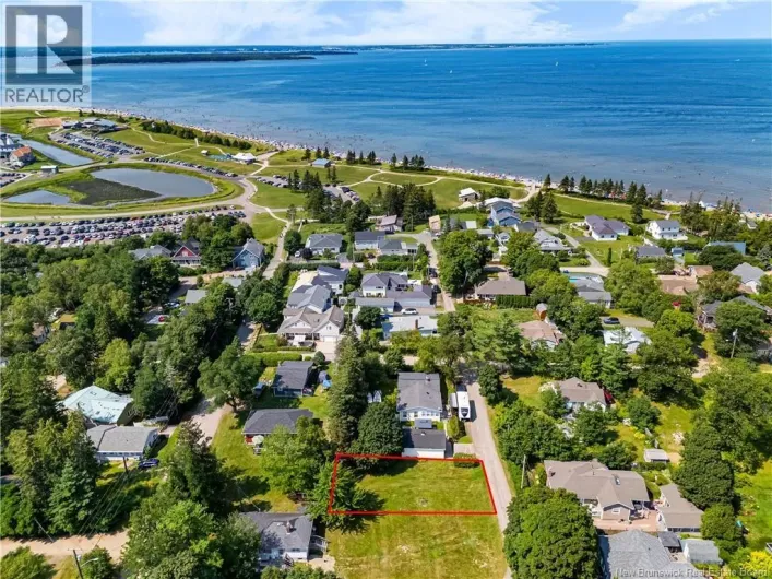 LOT Satinwood Avenue, Pointe-Du-ChAane