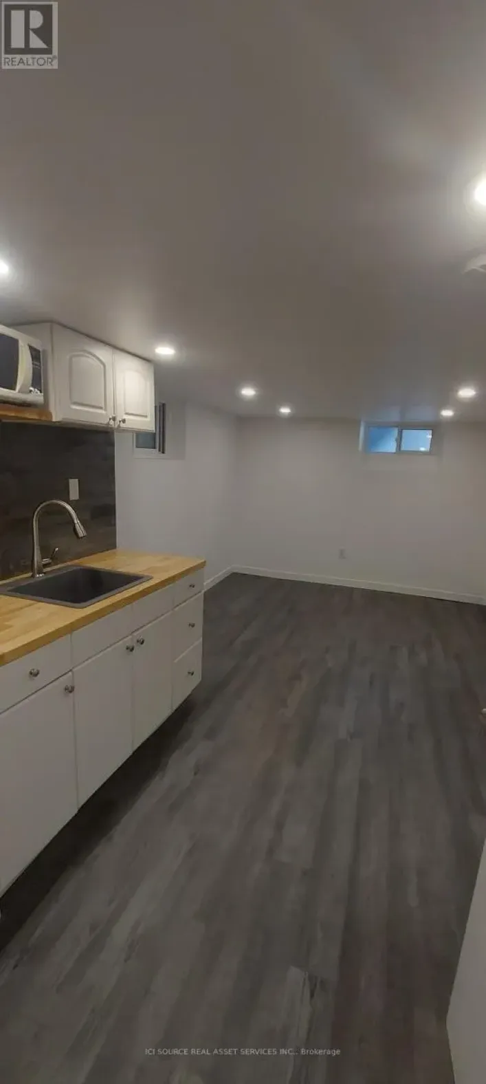 LOWER 1 - 74 BURNABY BOULEVARD, Toronto