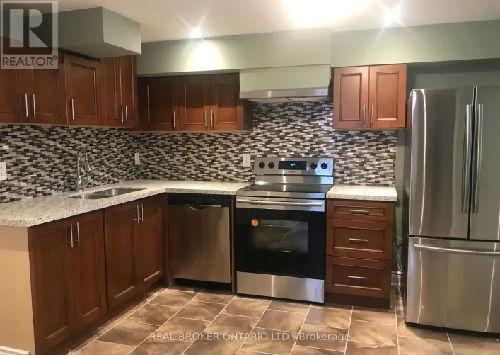 LOWER 1 - 926 FLAGSHIP DRIVE, Mississauga