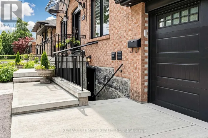 LOWER - 10 WARBECK PLACE, Toronto