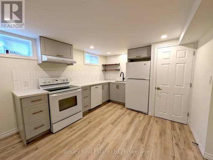 LOWER - 102 KENSINGTON STREET, Guelph