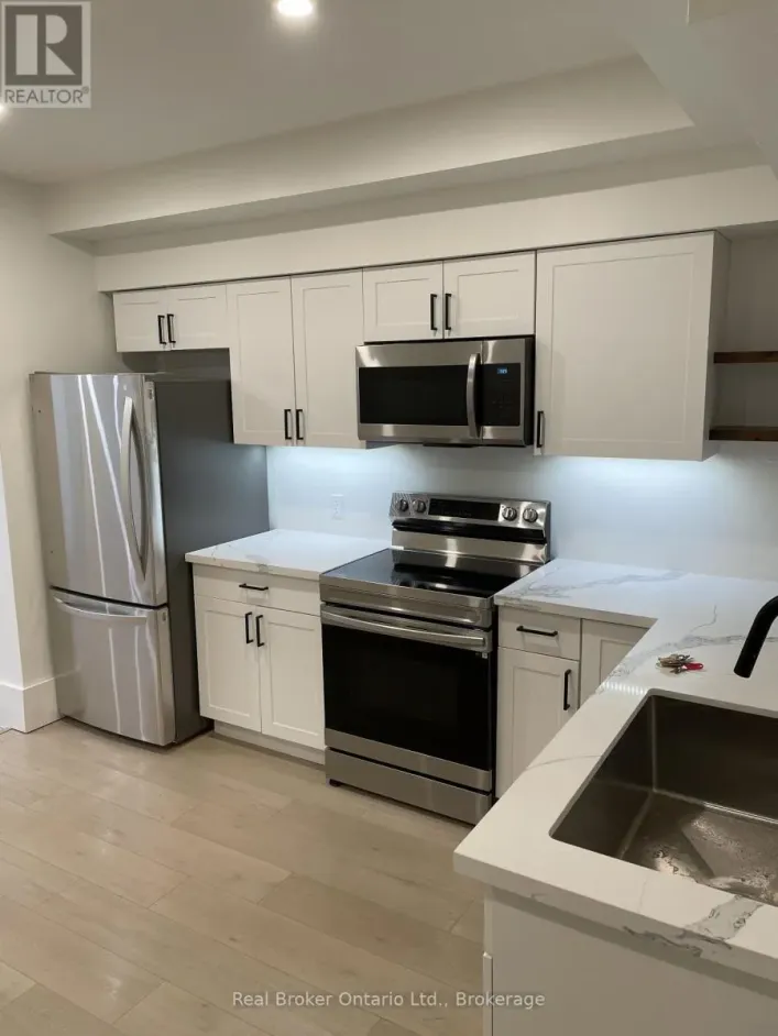 LOWER - 104 AYLMER STREET N, Peterborough