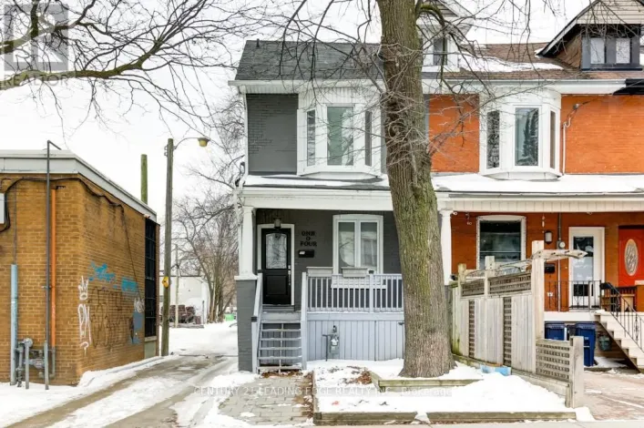 LOWER - 104 LESLIE STREET, Toronto