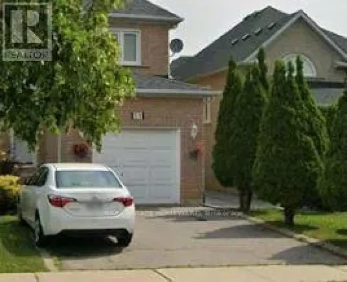 LOWER - 11 WHITEFAULDS ROAD, Vaughan