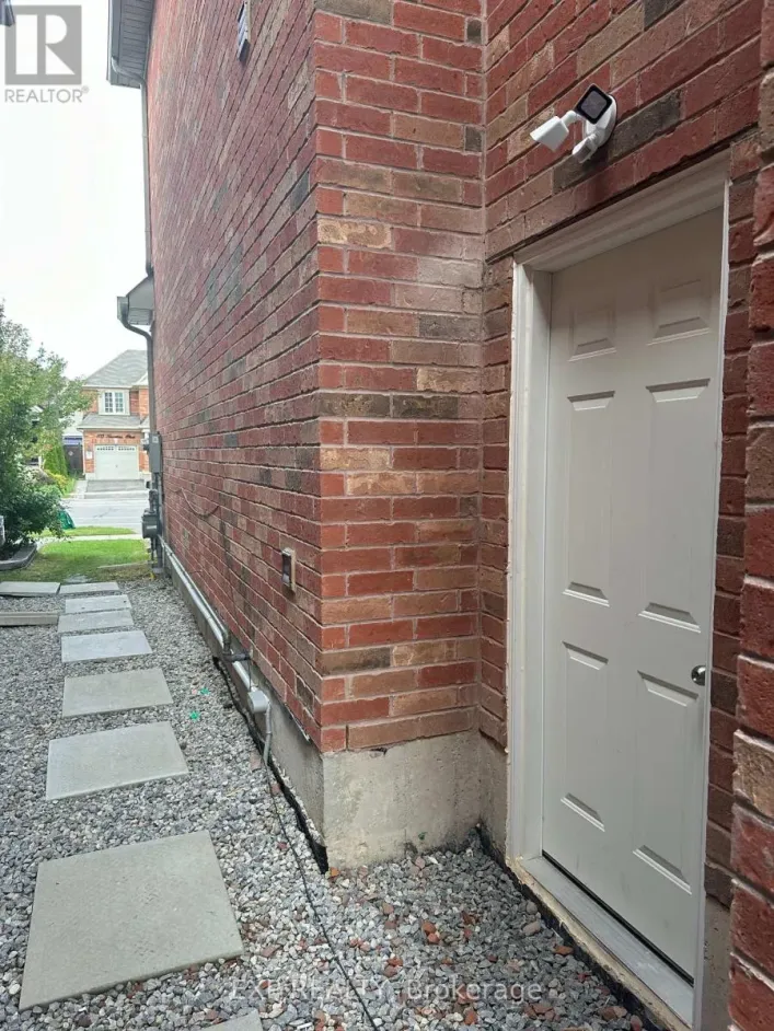 LOWER - 1116 SAVOLINE BOULEVARD, Milton