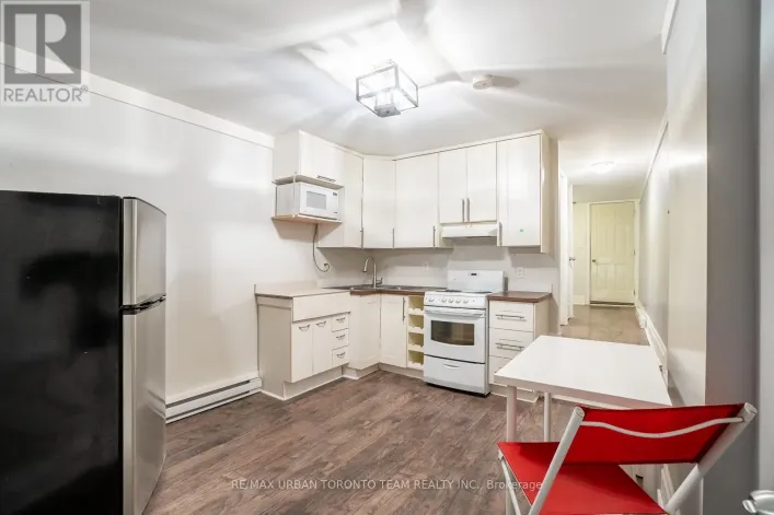 LOWER - 115A COXWELL AVENUE, Toronto