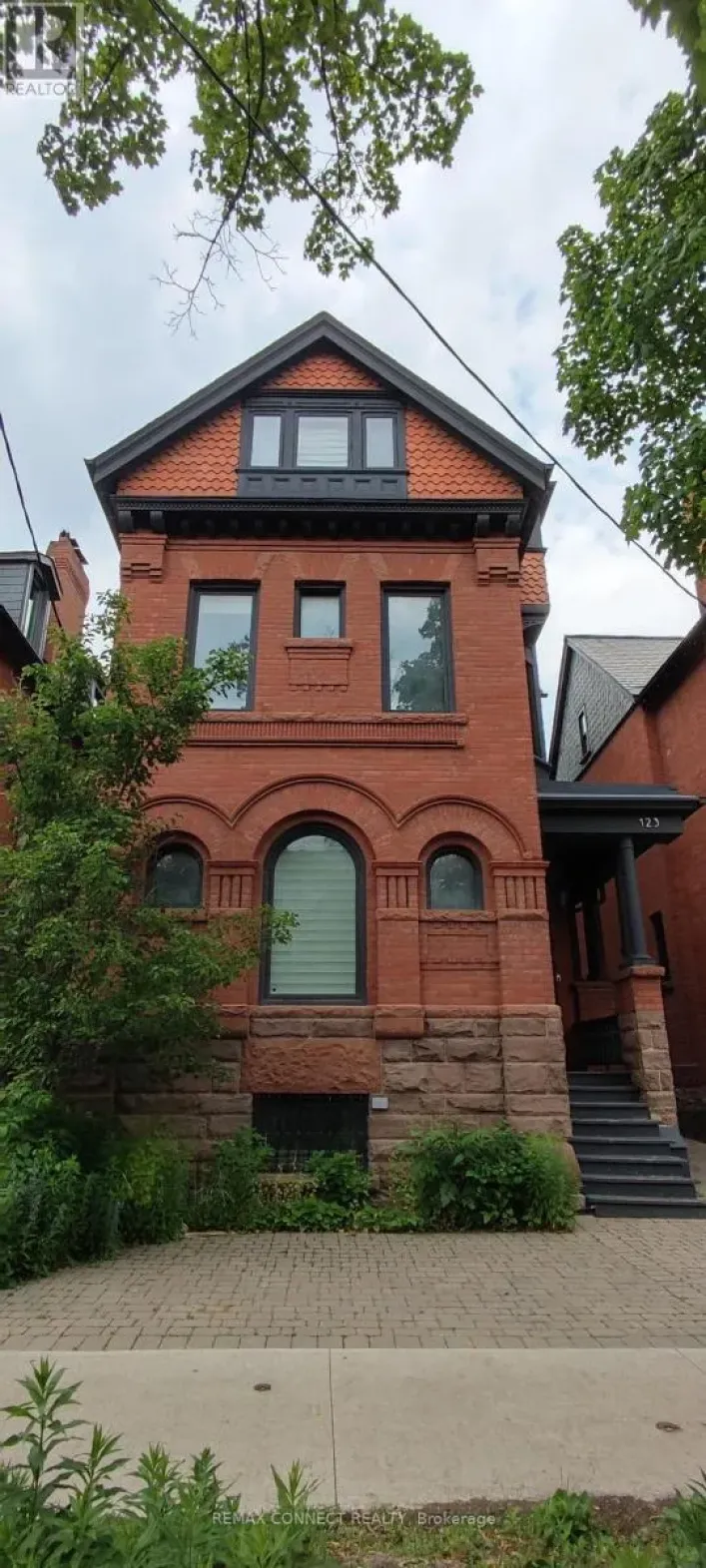 LOWER - 123 BEDFORD ROAD, Toronto