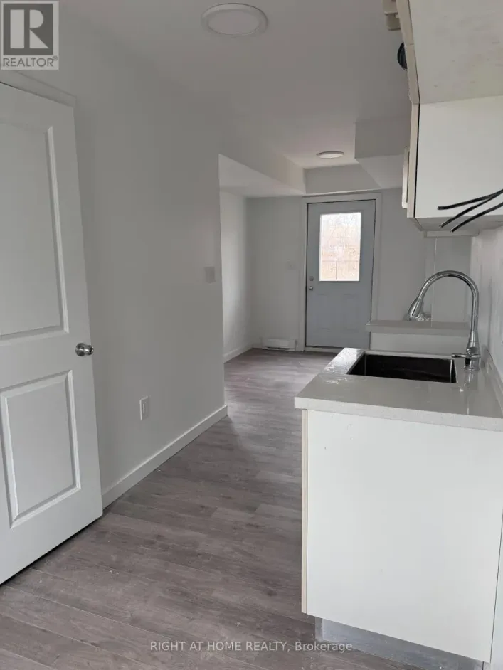 (LOWER) - 127 HIGHRIVER TRAIL, Welland