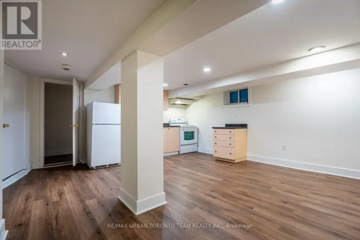 LOWER - 1277 BROADVIEW AVENUE, Toronto