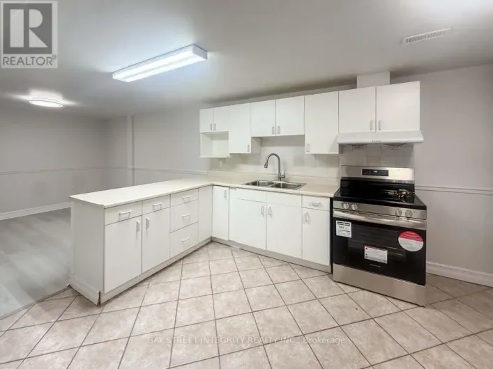 House for rent: LOWER - 130 KINGSLAKE ROAD, Toronto