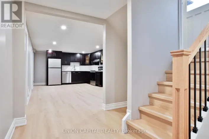 LOWER - 131 ROMFIELD CIRCUIT, Markham