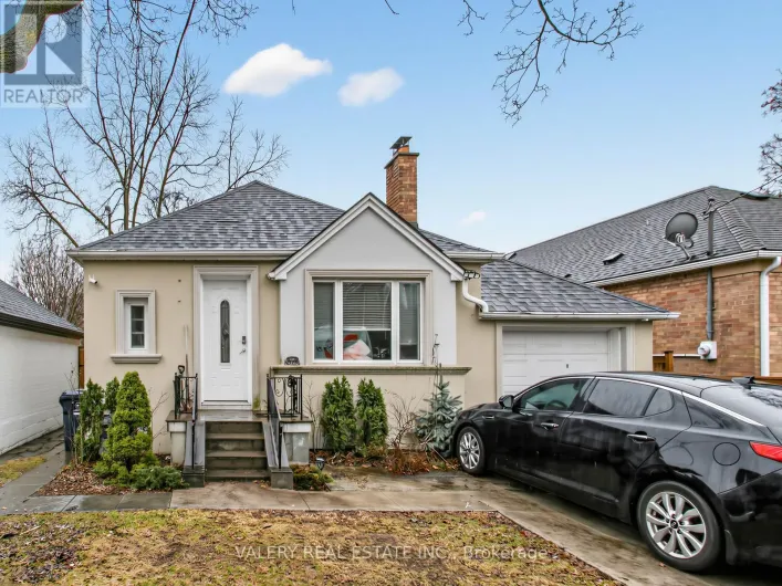 LOWER - 133 MEADOWVALE DRIVE, Toronto