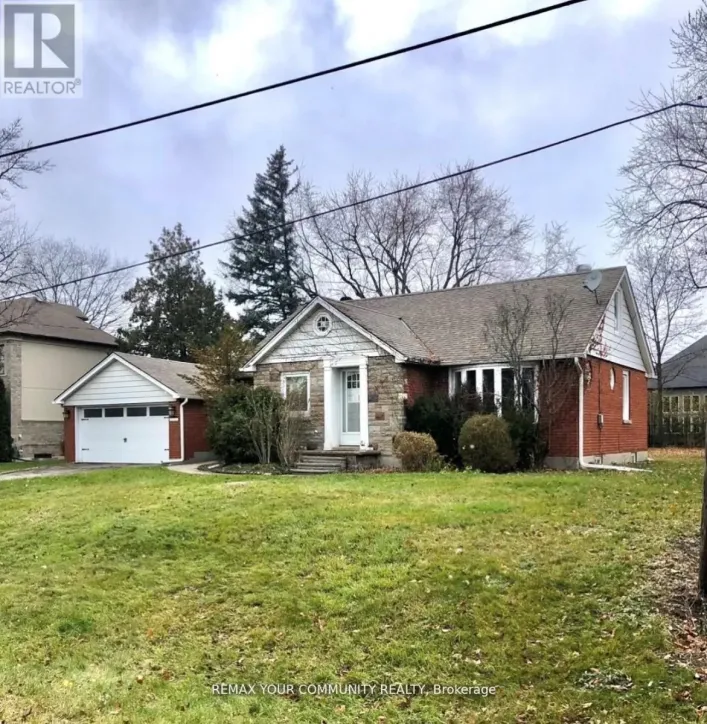 LOWER - 134 JAMES STREET, King