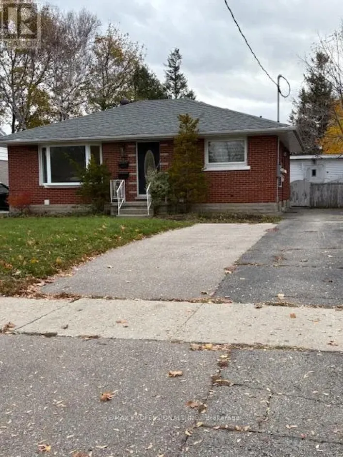 LOWER - 139 BYRON AVENUE, Kitchener