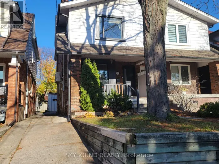 LOWER - 140 WOLVERLEIGH BOULEVARD, Toronto