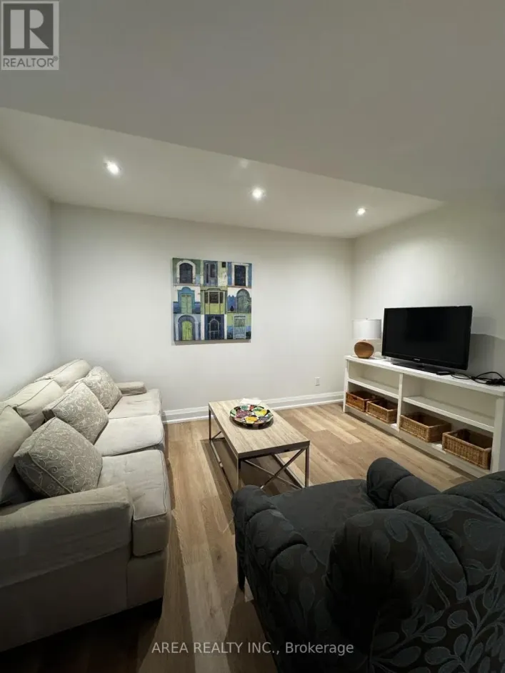 LOWER - 1413 QUEEN VICTORIA AVENUE, Mississauga