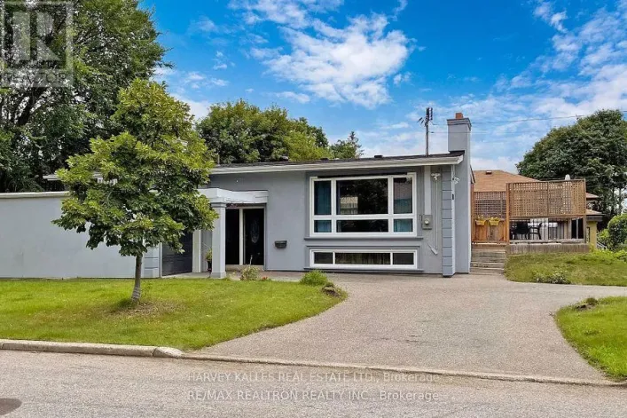 LOWER - 142 COMBE AVENUE, Toronto