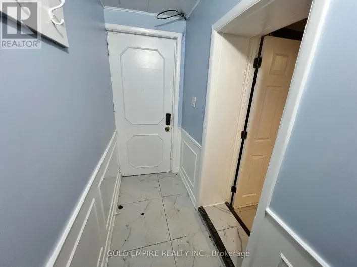 LOWER - 1532 WESTERN ROAD, London North