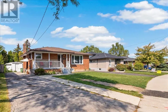 LOWER - 161 HOOVER CRESCENT, Hamilton