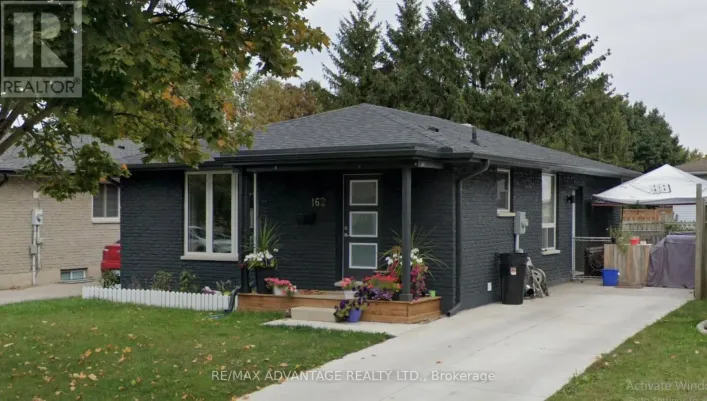 LOWER - 162 SPEIGHT BOULEVARD, London East