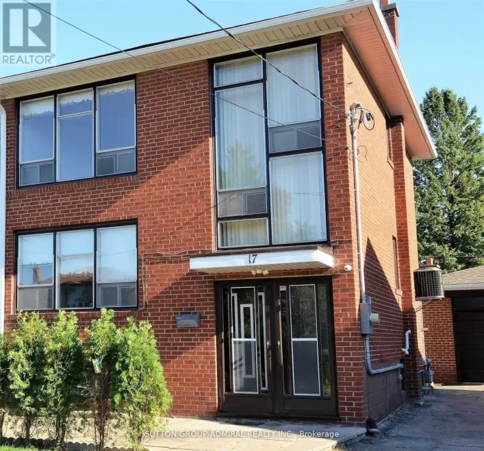 LOWER - 17 PAMILLE PLACE, Toronto