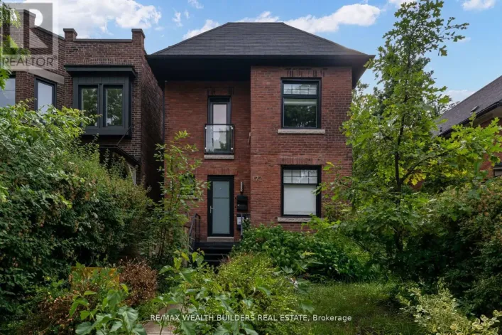 LOWER - 172 INDIAN ROAD CRESCENT, Toronto