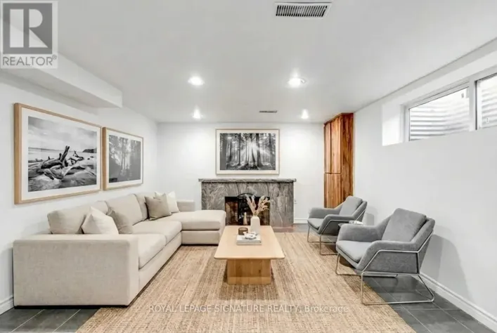 LOWER - 173 RATHBURN ROAD, Toronto