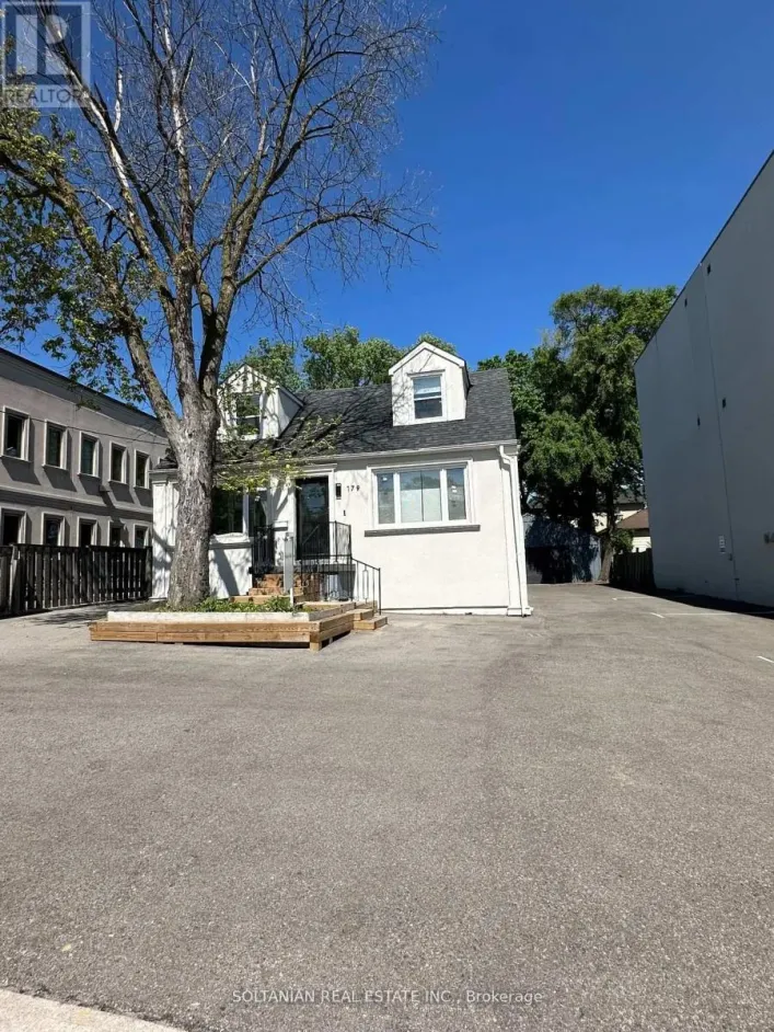 LOWER - 179 WILLOWDALE AVENUE, Toronto