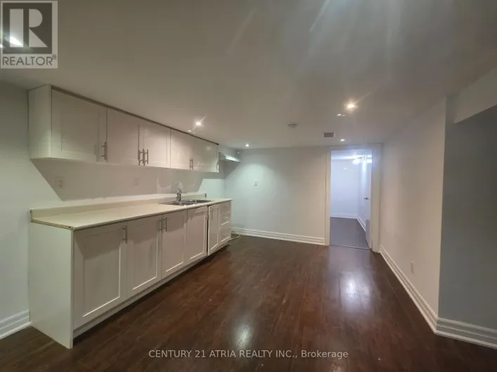 LOWER - 18 GRANDVIEW AVENUE, Markham