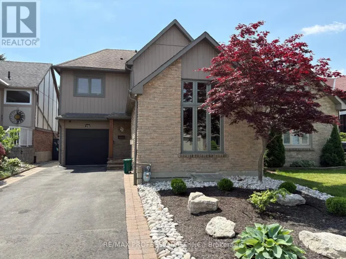 LOWER - 19 ELMBROOK CRESCENT, Toronto